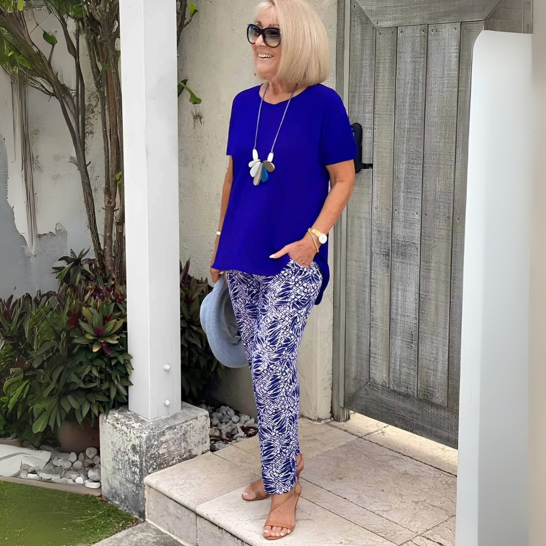 Elegant two-piece set with a beautifully shaped fit