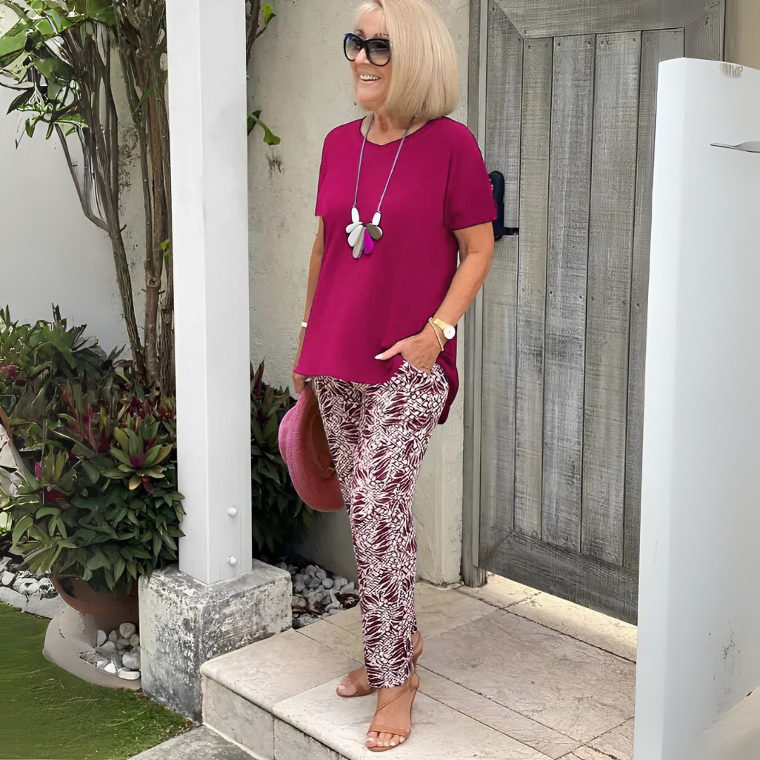 Elegant two-piece set with a beautifully shaped fit