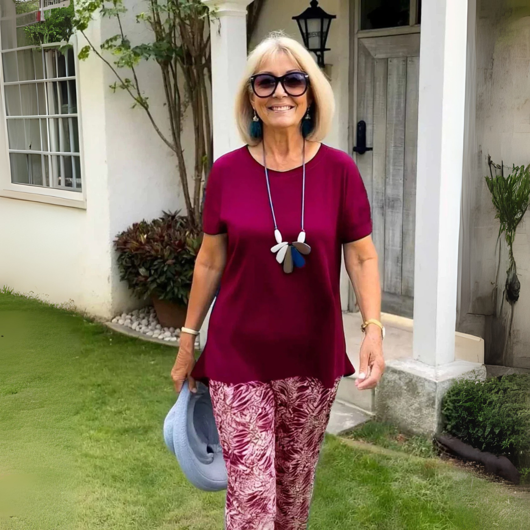 Elegant two-piece set with a beautifully shaped fit